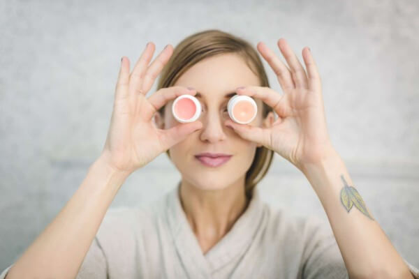 woman-making-fun-with-her-eyes