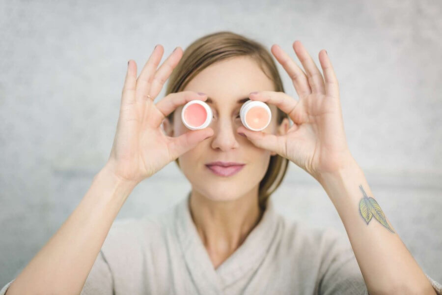 woman-making-fun-with-her-eyes