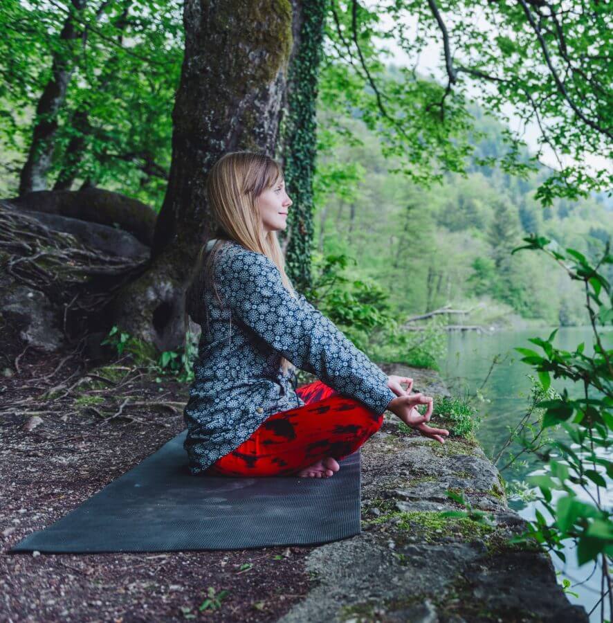 meditating by the lake 2022 02 02 03 48 40 utc 1