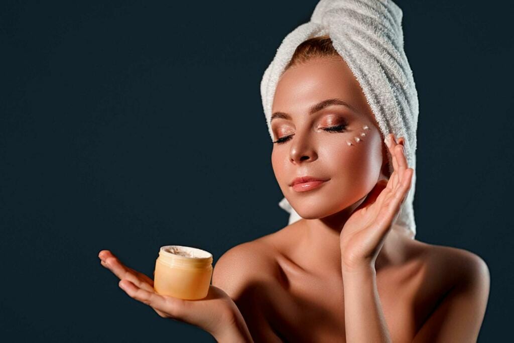 beauty woman and skincare 2023 11 27 04 59 04 utc